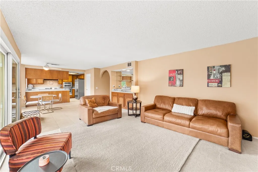 2179 Woodhollow, Chino Hills, California 91709 home-pic-8